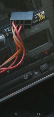 Radio samochodowe nie włącza się po podłączeniu - sprawdzone bezpieczniki