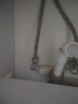 Hot Water Absence in Bathroom Sink: Possible Strainer Issue and Unscrewing Process