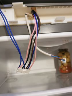 Mastercook LCPS-818X - Lodówka po wymianie kondensatora nie chce chodzic