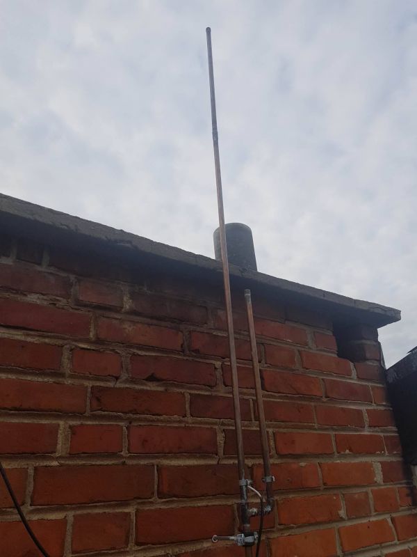 Antena J-pole nie działa tak jak powinna z Baofeng Antena J-pole nie działa tak jak powinna z Baofeng