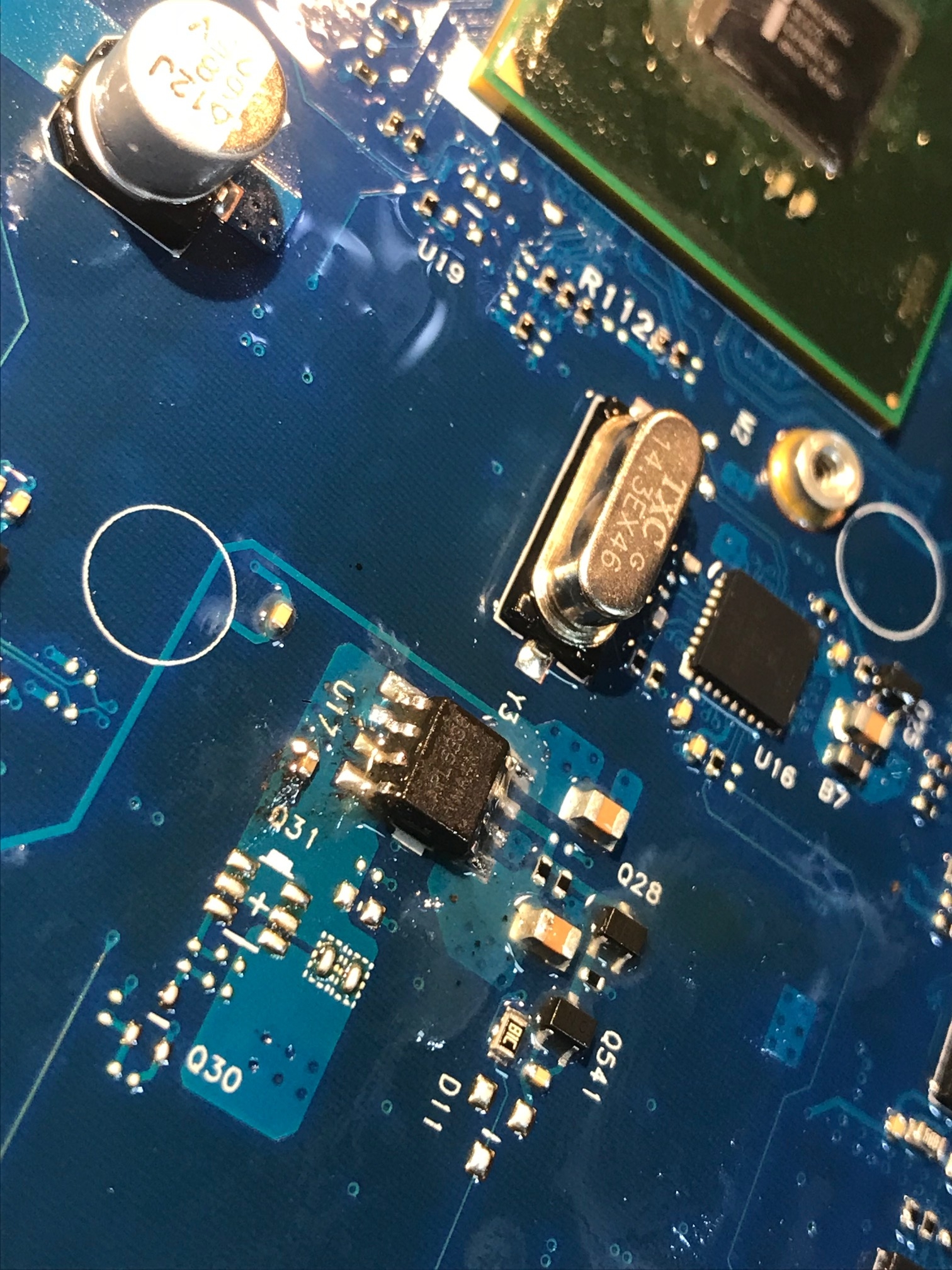 Samsung R540 Bremen-VE nie uruchamia się, mimo wymiany układu U17 APL5336