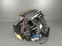 Audi A4 B8 - Opis silniczków i czujników klimatronica