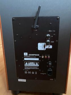 Jbl es250pw/230 - Naprawa charczącego subwoofera pytanie o kondensato