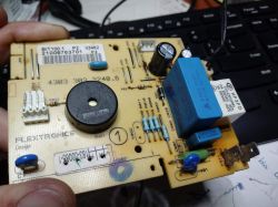 Zmywarka Ariston LL 42 - Nie otwiera się pojemnik na tabletki Zmywarka Ariston LL 42 - Nie otwiera się pojemnik na tabletki