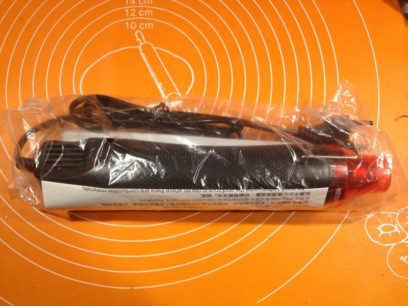 Zastosowanie Gorącej Wiatrówki do obkurczania koszulek termokurczliwych ;)