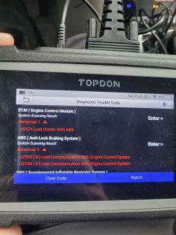 Kontrola trakcji w Suzuki XL7 nie działa, ABS OK - gdzie szukać usterki?