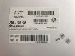Drugie życie LEDów z podświetlenia matrycy LCD oraz wnętrze tej matrycy
