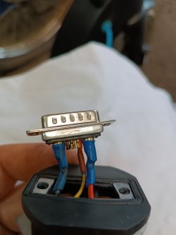 Naprawa, brak reakcji na włącznik po wymianie złącza baterii - Hulajnoga Blaupunkt Esc910