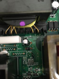 Yamaha crx-332 - Działa ale zdarza się jej że wyłącza się gaśnie wyswietlacz sły