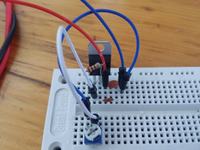 LM317 - spadek napięcia po ustawieniu, stabilizator nie trzyma poziomu