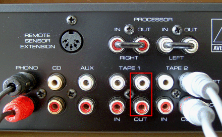 Jak podłączyć aktywny subwoofer do amplitunera bez dedykowanego wyjścia?