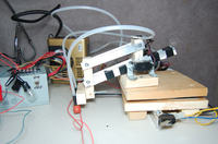 Robot zmieniający płyty CD