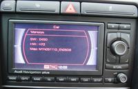Audi Navigation Plus - Radio z navigacją w Audi A4 B7 2006