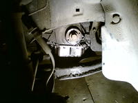 Urwane śruby na kole pasowym Astra F z silnikiem 1.7 tds