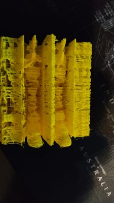 Dlaczego wydruk z Ender 3 wygląda jak makaron z zupki?