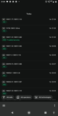 Zrzut ekranu z aplikacji NetMonster pokazujący listę połączeń sieciowych T-Mobile z różnymi pasmami 4G i 2G oraz szczegółami komórek BTS.