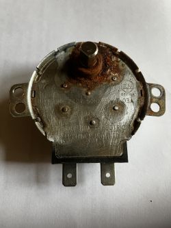 Zmywarka Smeg LSP327X - błąd E8, poszukiwanie części zaworu trójdrożnego Ns code 410102700