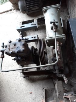 Szukam dokumentacji do sprężarki kompresor DDR - dane techniczne, smarowanie