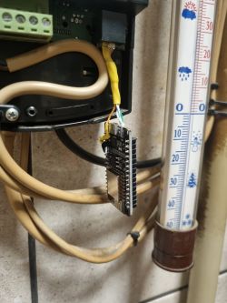 ESP-8266 z tranzystorem BC547 zamontowany w sterowniku