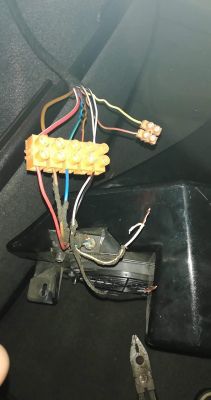 Audi A3 8l subwoofer Bose - Witam wie może ktoś jak to podłączyć?