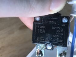 Topstone 16A Overcurrent Protection Close-up of a Topstone L3 Series 16A overcurrent protection device.