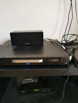 Pioneer S-DV370T - sprzęt nie dzieli sygnału zewnętrznego na 5.1