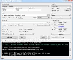 Okno programu AVRDUDESS 2.14 pokazujące różne opcje do programowania mikrokontrolera AVR64DB28.