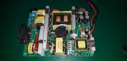 Identyfikacja uszkodzonego scalaka U7 w zasilaczu G0591 z LAN PoE Planet