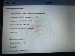 Ekran z informacjami systemowymi radia z Androidem 10 i 1 GB RAM