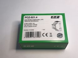 Zielone pudełko zegara programowalnego F&amp;F PCZ-521.4 z etykietą techniczną