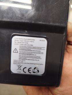 Naklejka na baterii litowo-jonowej 22,2V 2500mAh z oznaczeniami bezpieczeństwa