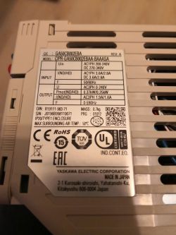 Jak podłączyć silnik ABB 3GAA072001-CSE do falownika YASKAWA GA50CB?