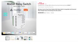 Matter Relay Switch by Tuya The image shows a Matter relay switch by Tuya, used for turning lights on and off, compatible with various smart voice assistants.