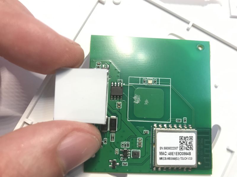 Interior of Meross MSS550 switches, MRE3S module, Mediatek ARM MT7682, catalogue note