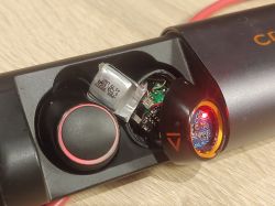 Przebieg naprawy słuchawek Creative Outlier, Creative ef0830.