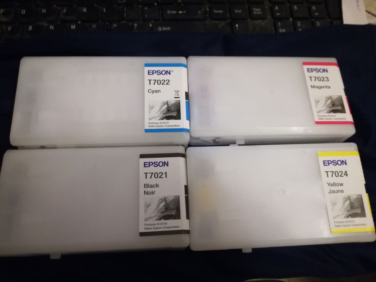 EPSON WorkForce Pro WP4535 DWF.Napełnianie oryginalnych tuszy Epsona.