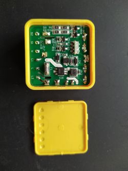 Curtain Module Board ZH-Z17 Rev. B Yellow case with an open curtain module board ZH-Z17 Rev. B, showing chip and electronic components.