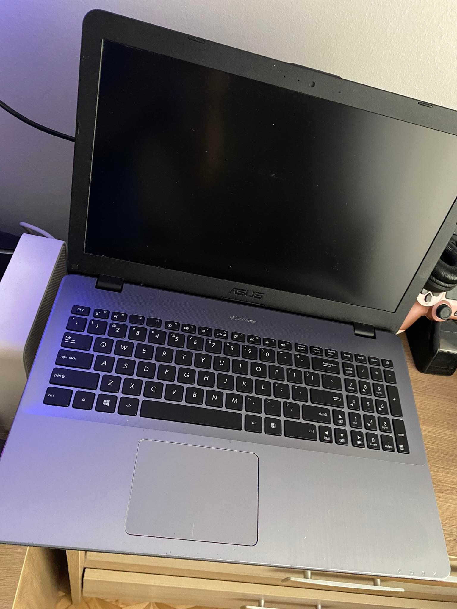 [Sprzedam] Laptop Asus R542U uszkodzony - parametry na zdjęciach ...