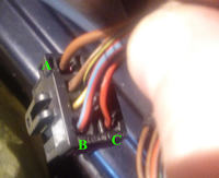 Audi A4 B5 1.6 Sedan - Zamek centralny nie zamyka drzwi