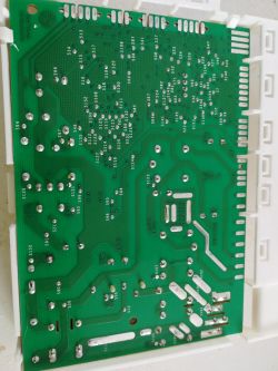Electrolux ESL 67040R - brak zasilania na sprawnej grzałce