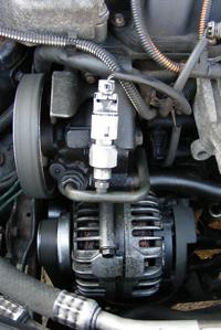 Renault Mgan Scenic 99 - Wyciek z układu wspomagania kierownicy