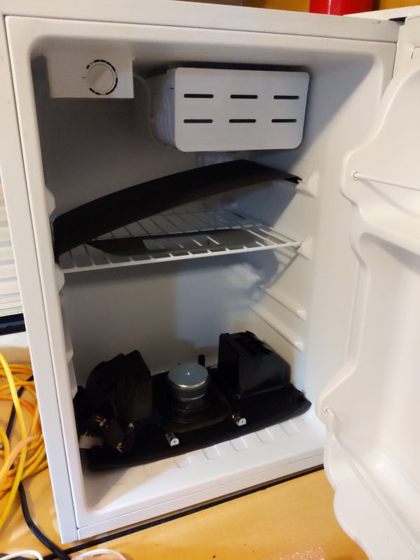 Sonos Play 5 gen1 zmarły po przedawkowaniu kleju, procedura resuscytacji.