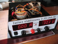 Zasilacz stabilizowany 0-30V 2mA-3A z pomiarem V i A Zasilacz stabilizowany 0-30V 2mA-3A z pomiarem V i A