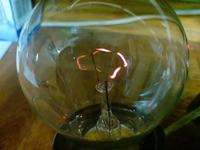 [Ściemniacz RS-5] nie zawsze daje się zgasić.