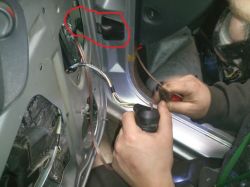 Poszukuję wiązki elektrycznej drzwi przednich do Citroena Xsara 2 w okolicach Warszawy