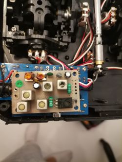 Łódka zanętowa SKARP s60 - Łódka nie reaguje na polecenia pilota