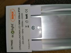 Jaki kondensator zastosować do lampy LED 50W mrugającej jak stroboskop?