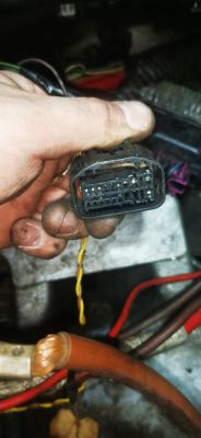 Opel Signum cdti 2006r - Podłączenie czujnika biegu wstecznego po wymianie skrzyni biegów