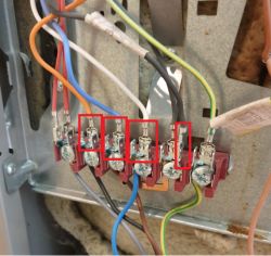 Brak reakcji płyty indukcyjnej Electrolux EKI54500OX - co robić?