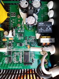 Spalona ładowarka Invacare WS230-1 do skutera inwalidzkiego: Wymiana kondensatora nie pomogła